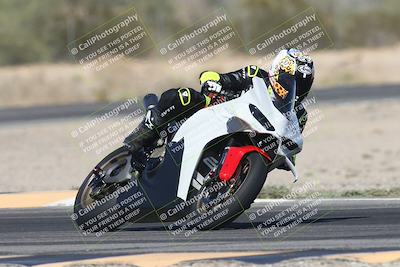 media/Oct-30-2025-Racers Edge (Thu) [[dabbdaf680]]/3-B Group/Session 5 (Turn 6)/